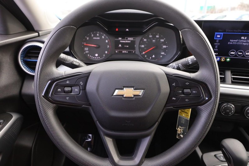 Chevrolet Trax Vehicle Image 10