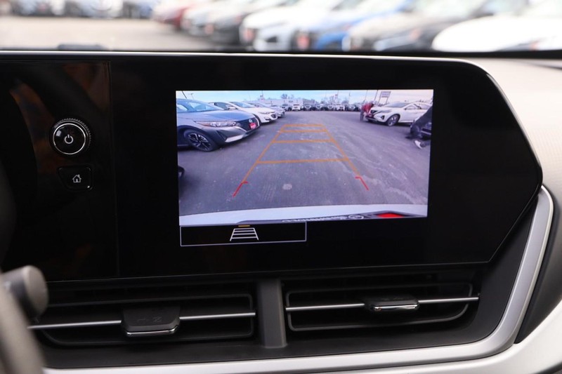 Chevrolet Trax Vehicle Image 15