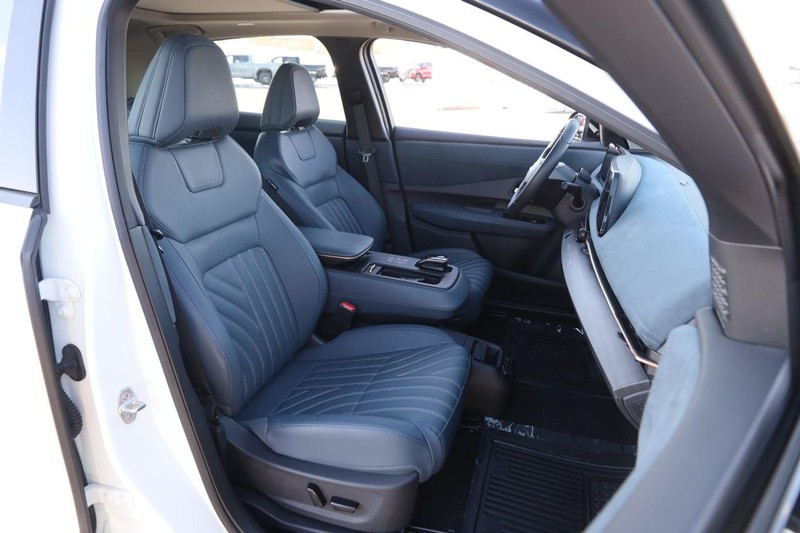 Nissan ARIYA Vehicle Image 28