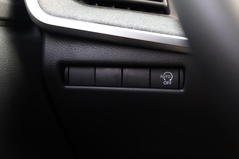 Nissan Kicks Vehicle Image 19