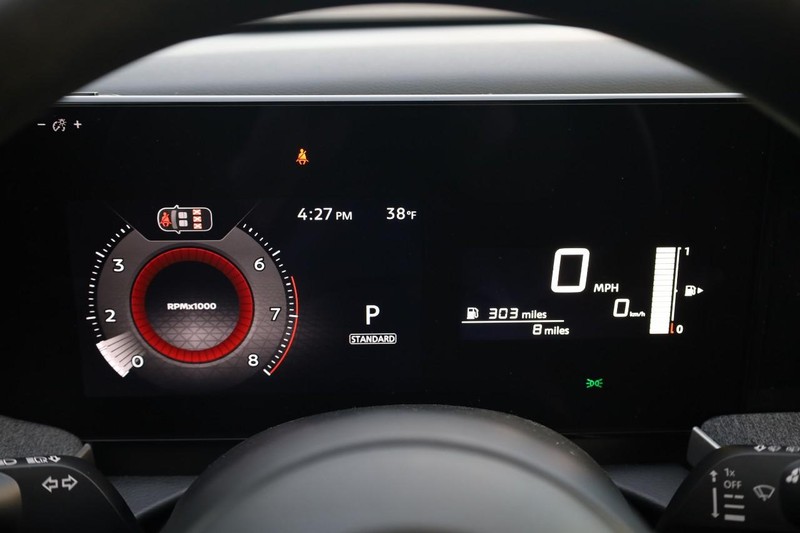 Nissan Kicks Vehicle Image 10