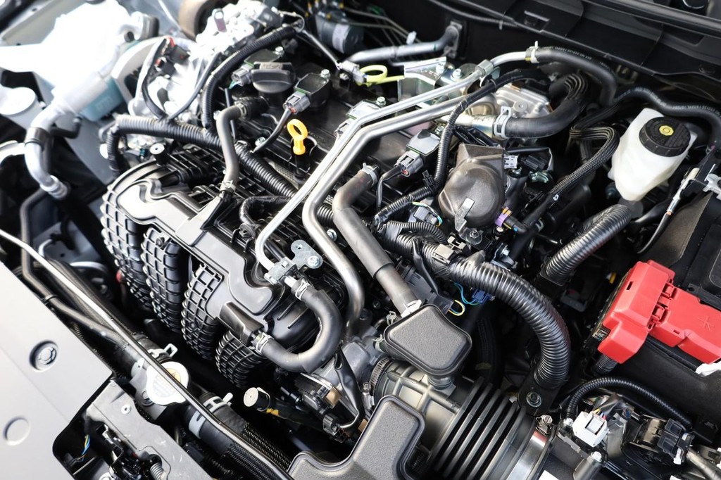 Nissan Altima Vehicle Image 24