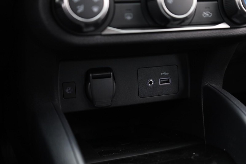 Nissan Versa Vehicle Image 14