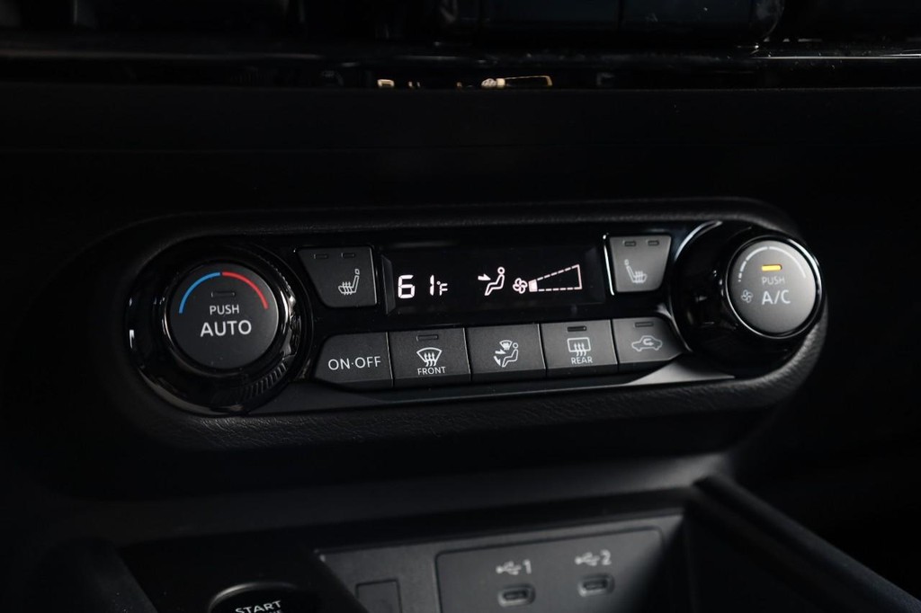 Nissan Kicks Vehicle Image 14