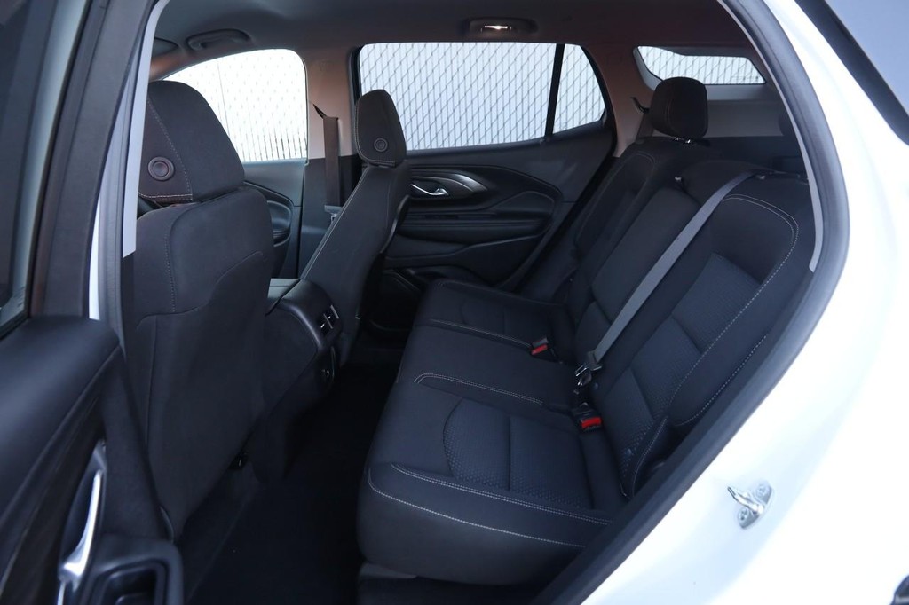 GMC Terrain Vehicle Image 09