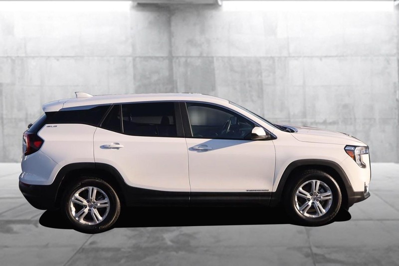 GMC Terrain Vehicle Image 05