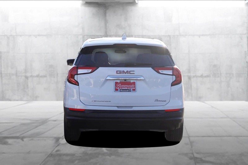 GMC Terrain Vehicle Image 06