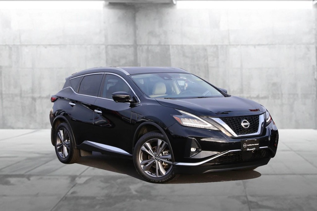 Nissan Murano Vehicle Image 02