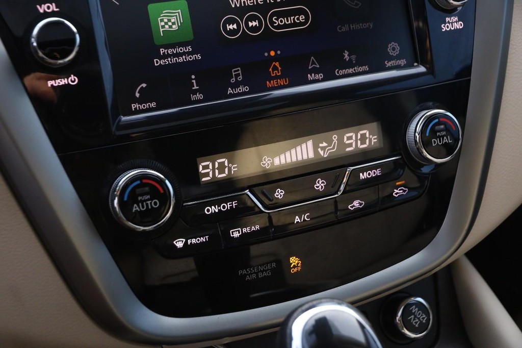 Nissan Murano Vehicle Image 19