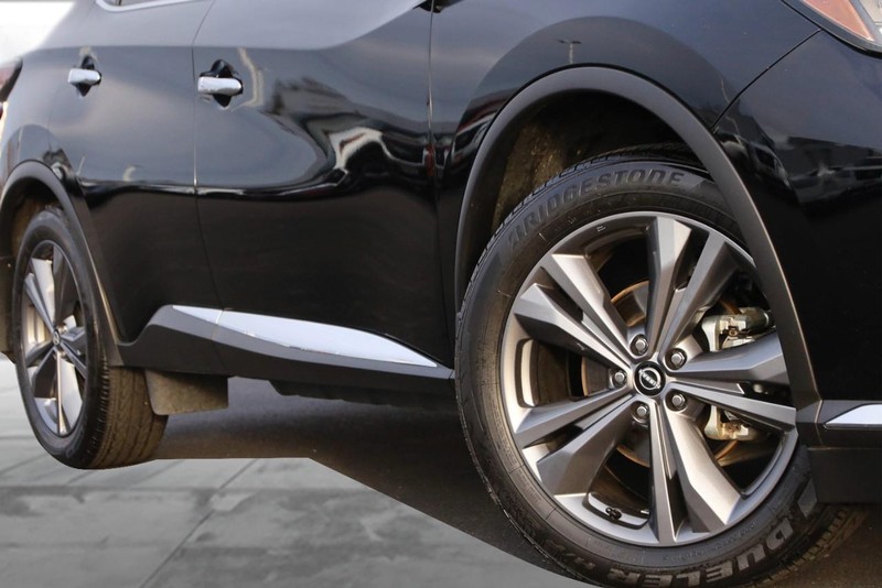 Nissan Murano Vehicle Image 03