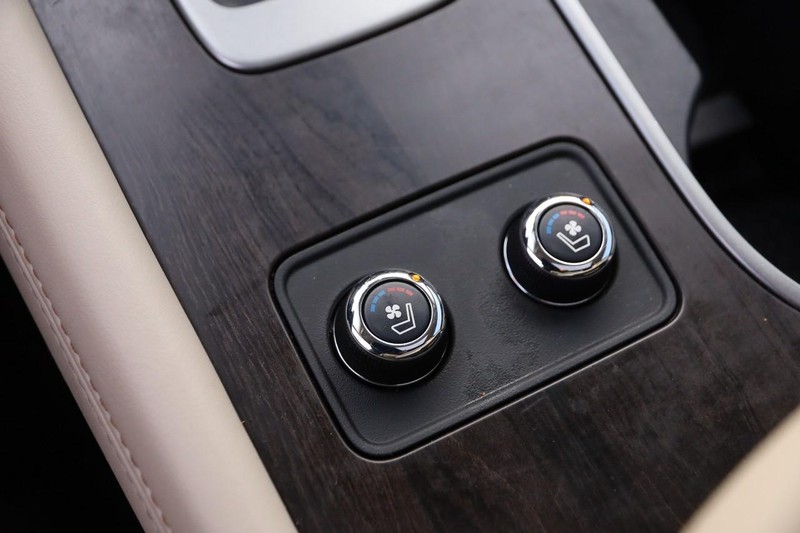 Nissan Murano Vehicle Image 20