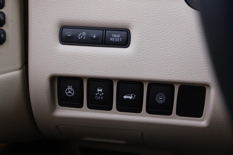 Nissan Murano Vehicle Image 21