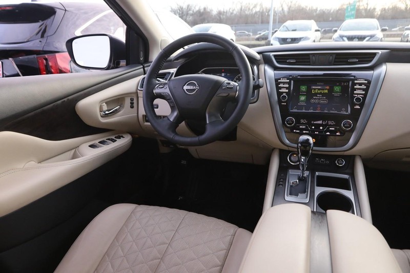 Nissan Murano Vehicle Image 23