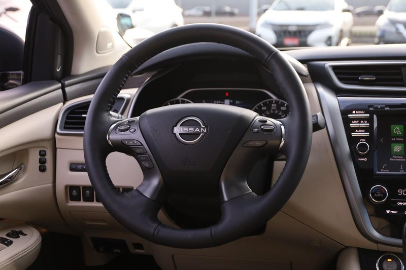Nissan Murano Vehicle Image 24