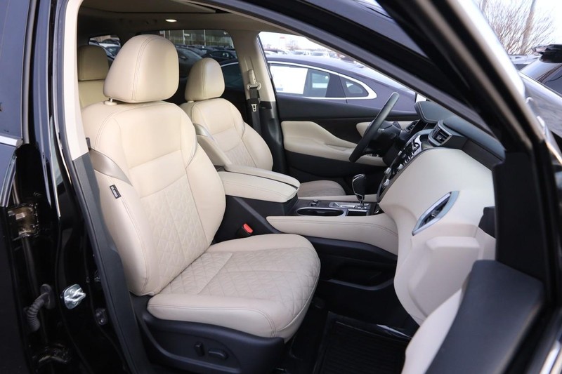 Nissan Murano Vehicle Image 27