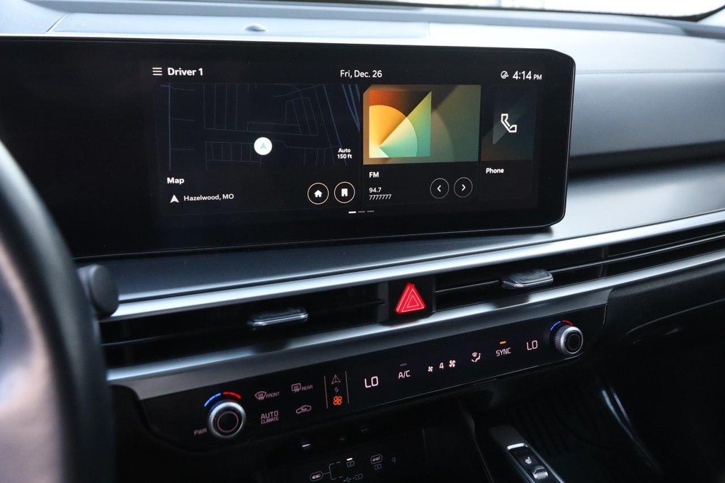 Kia Sorento Vehicle Image 15