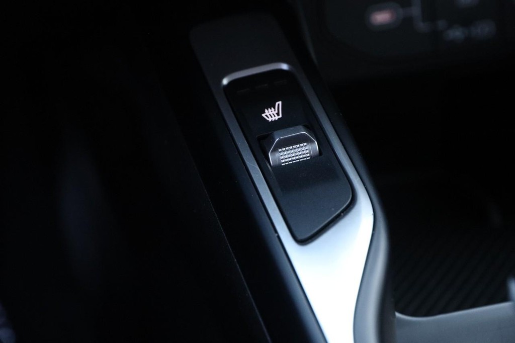 Kia Sorento Vehicle Image 18