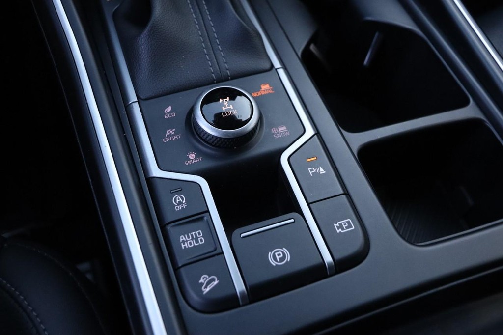 Kia Sorento Vehicle Image 20