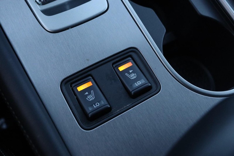 Nissan Murano Vehicle Image 18