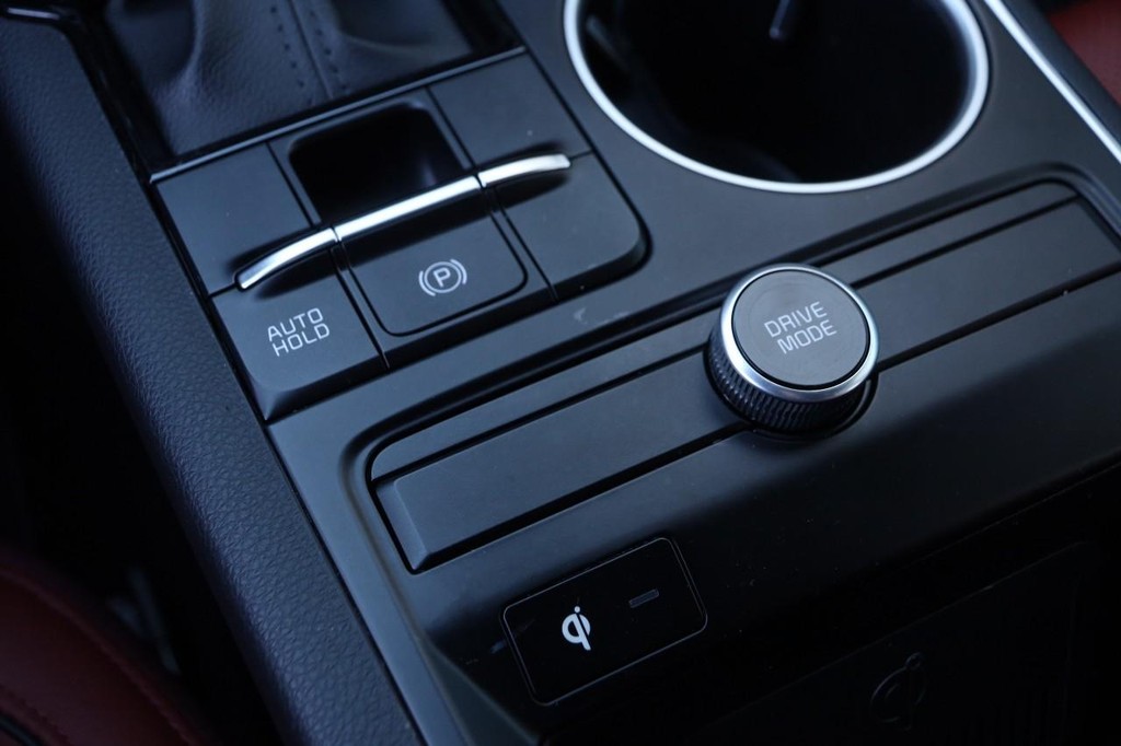 Kia K5 Vehicle Image 18