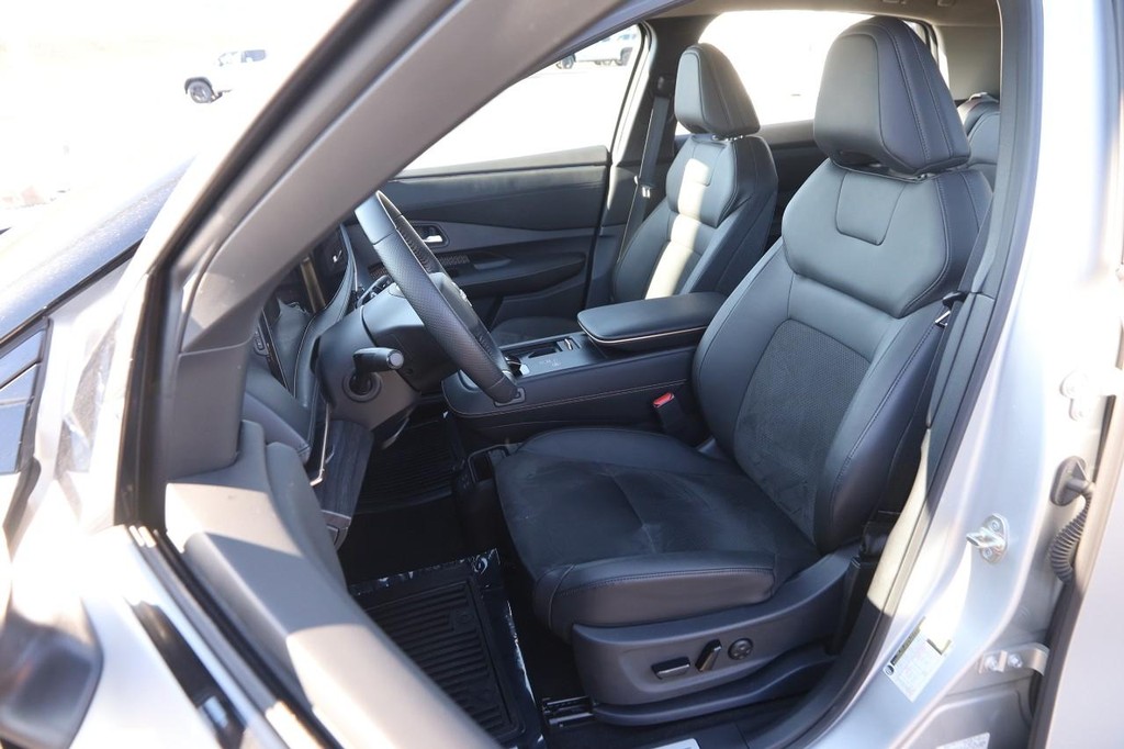 Nissan ARIYA Vehicle Image 08