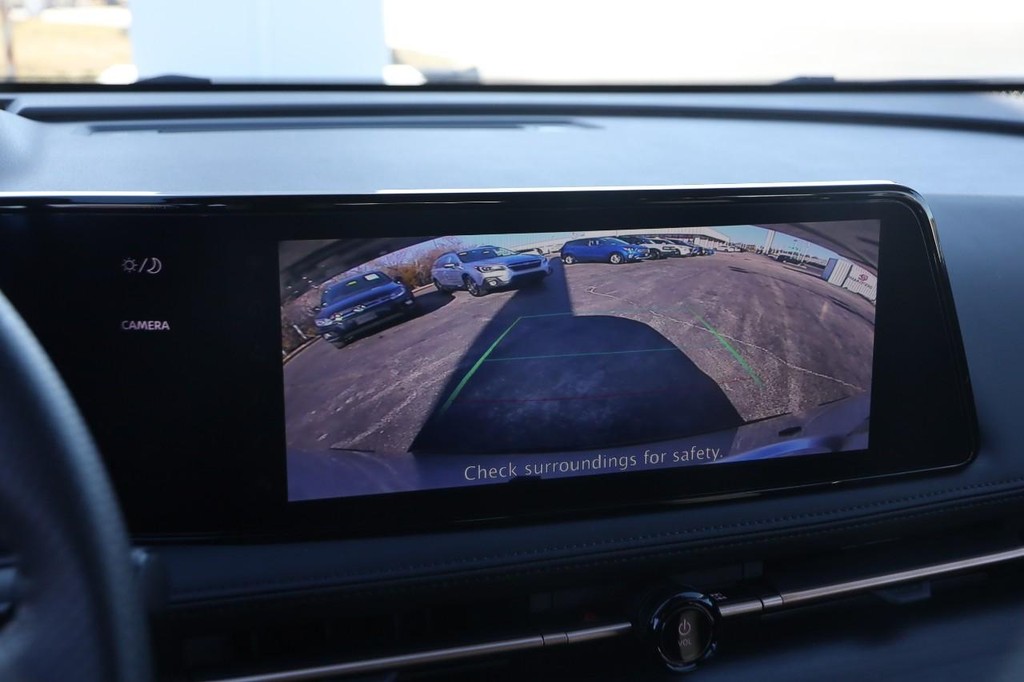 Nissan ARIYA Vehicle Image 16