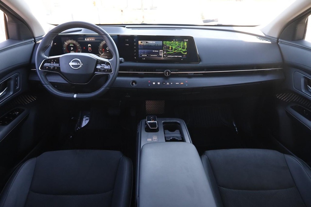 Nissan ARIYA Vehicle Image 20