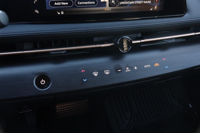 Nissan ARIYA Vehicle Image 17