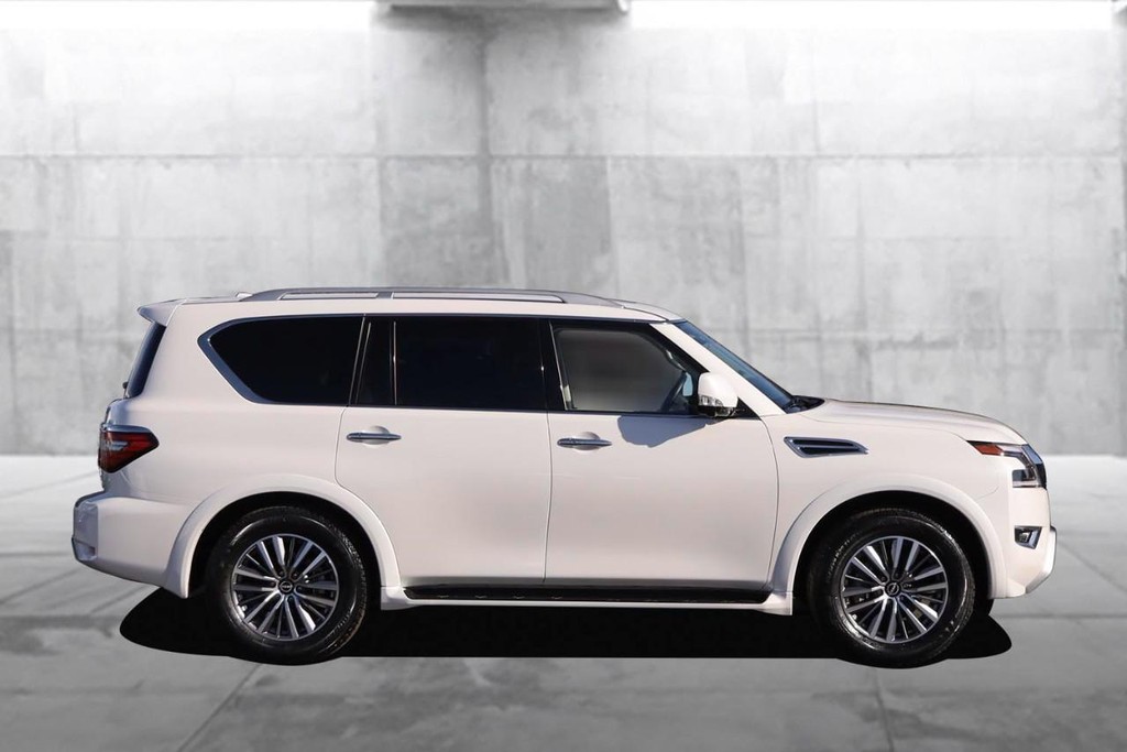 Nissan Armada Vehicle Image 04