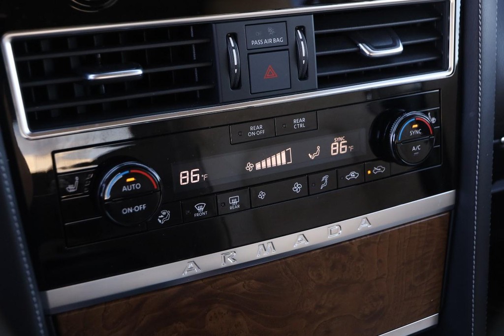 Nissan Armada Vehicle Image 20