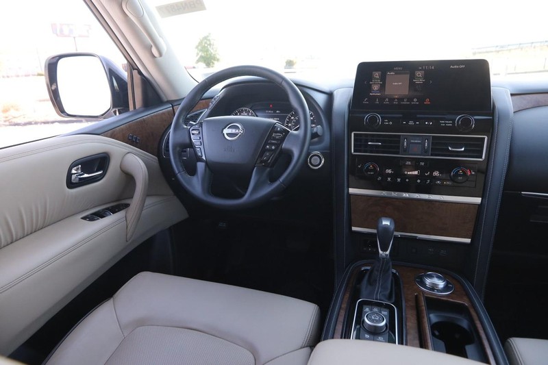 Nissan Armada Vehicle Image 25