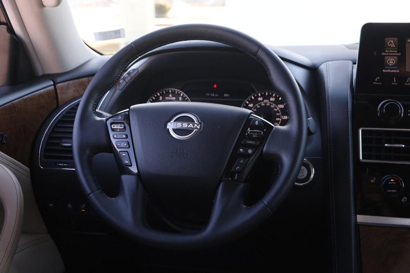 Nissan Armada Vehicle Image 26