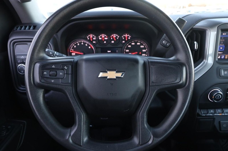 Chevrolet Silverado 1500 Vehicle Image 10