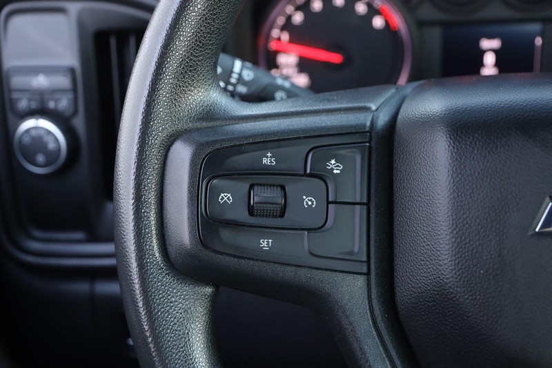 Chevrolet Silverado 1500 Vehicle Image 11