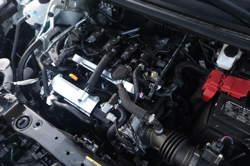 Nissan Versa Vehicle Image 24