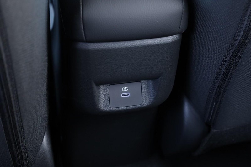 Nissan Versa Vehicle Image 20