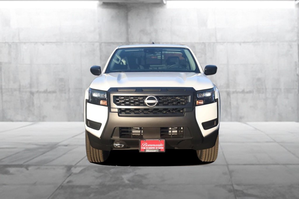 Nissan Frontier Vehicle Image 04