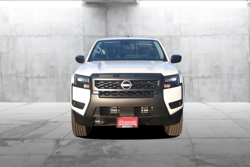 Nissan Frontier Vehicle Image 04