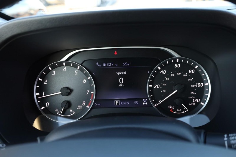 Nissan Frontier Vehicle Image 10