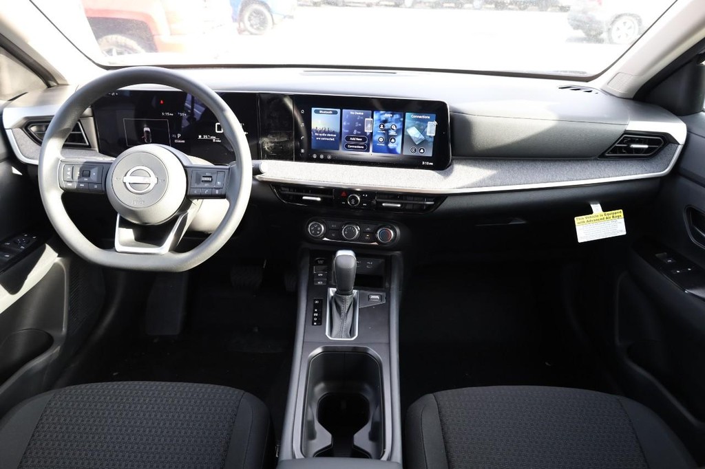 Nissan Kicks Vehicle Image 22