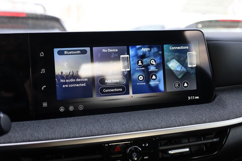 Nissan Kicks Vehicle Image 11