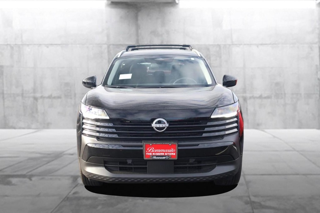 Nissan Kicks Vehicle Image 04