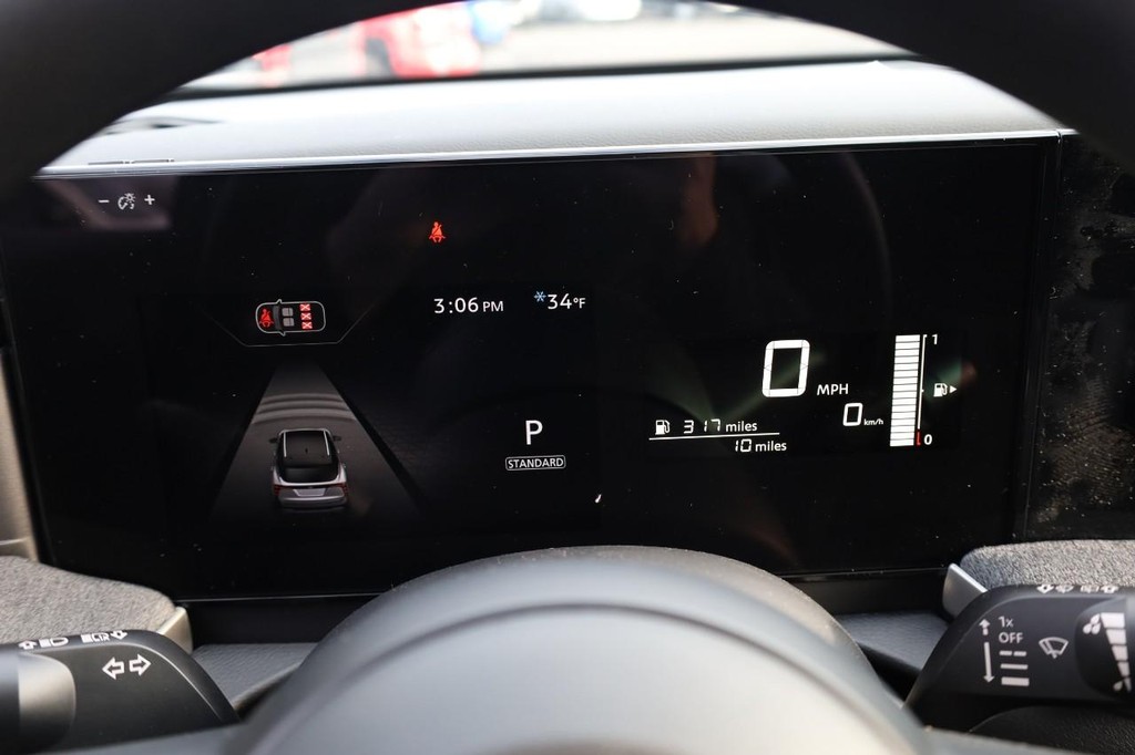 Nissan Kicks Vehicle Image 10