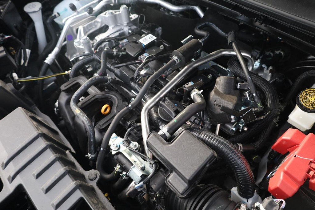 Nissan Kicks Vehicle Image 24