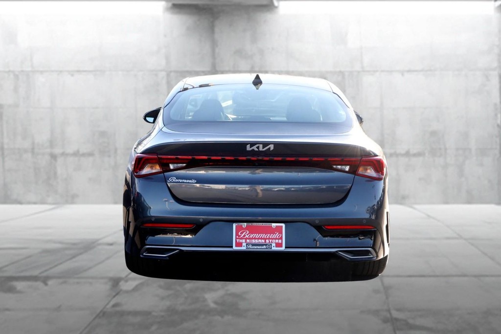 Kia K5 Vehicle Image 06