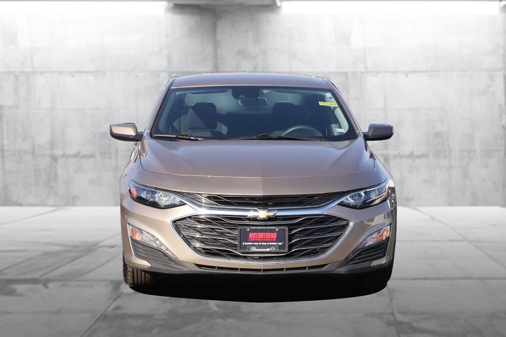 Chevrolet Malibu Vehicle Image 04