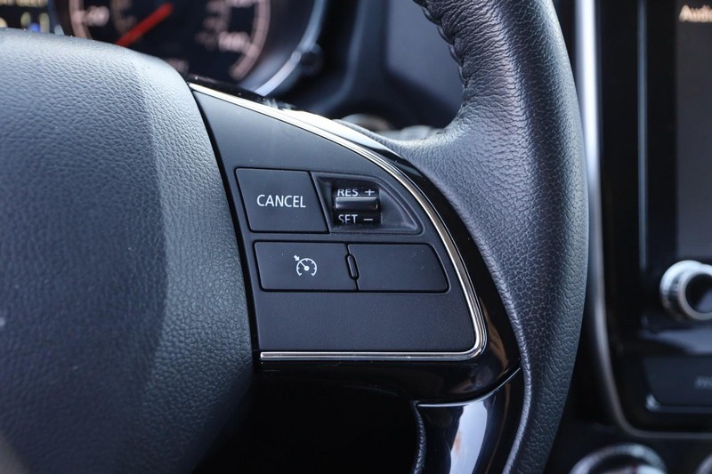 Mitsubishi Outlander Sport Vehicle Image 12