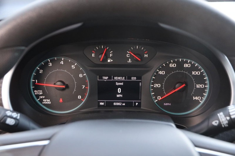 Chevrolet Malibu Vehicle Full-screen Gallery Image 13