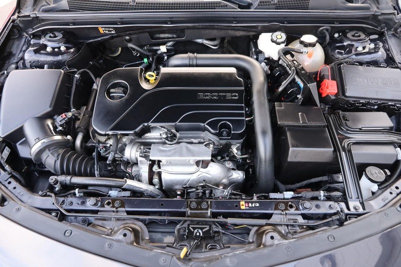 Chevrolet Malibu Vehicle Full-screen Gallery Image 26