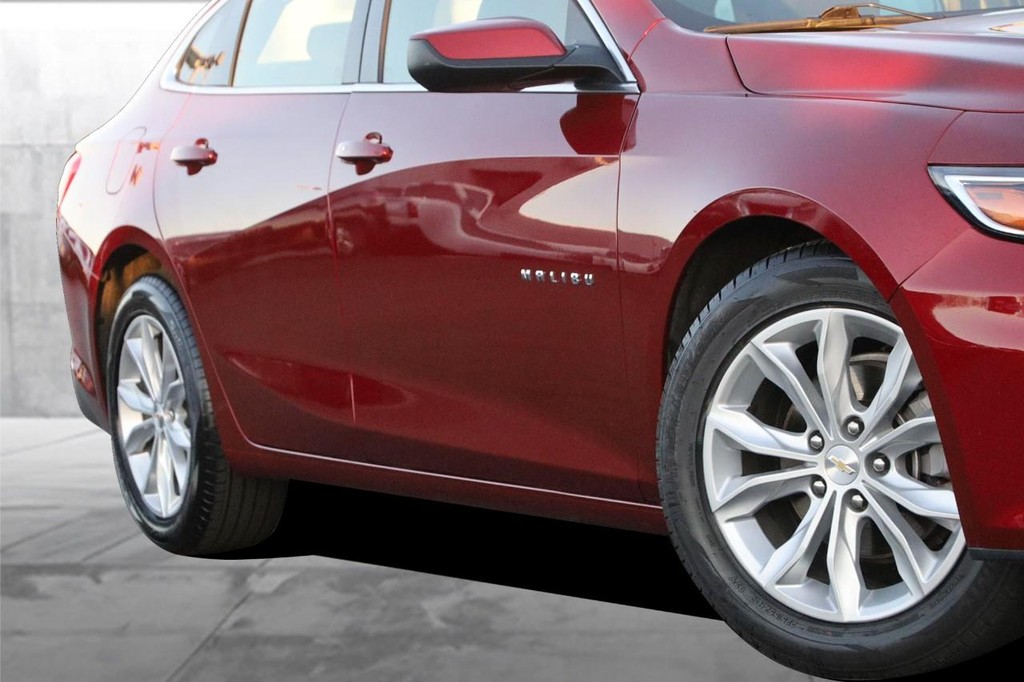 Chevrolet Malibu Vehicle Image 03